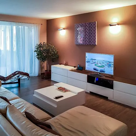 Ljubica בית הארחה