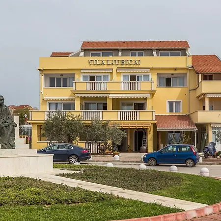 Ljubica 4* Pakoštane