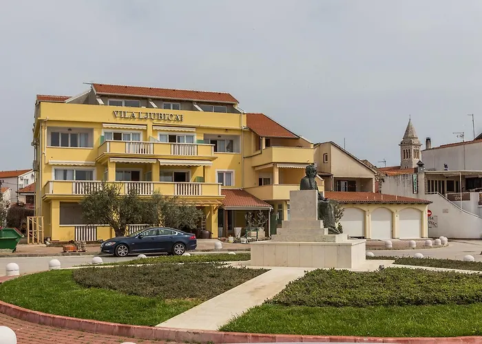 Ljubica بيت ضيافة باكوشتاني