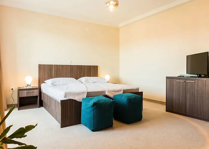 Ljubica 4* باكوشتاني